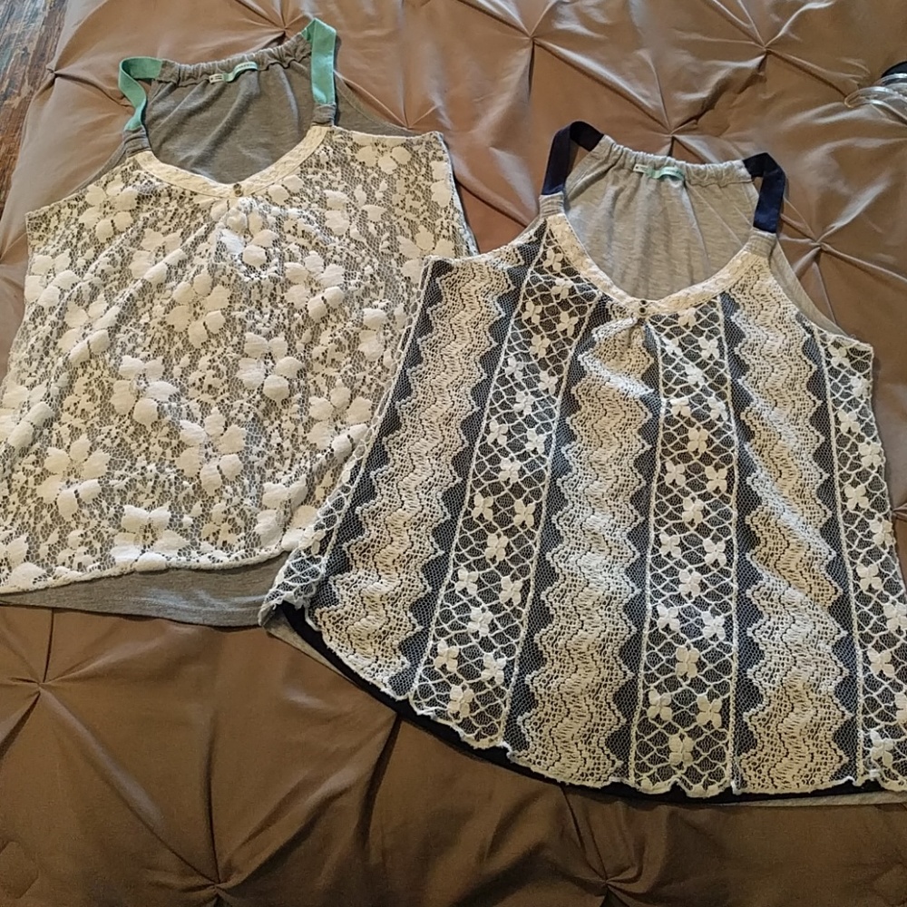 2 tank tops