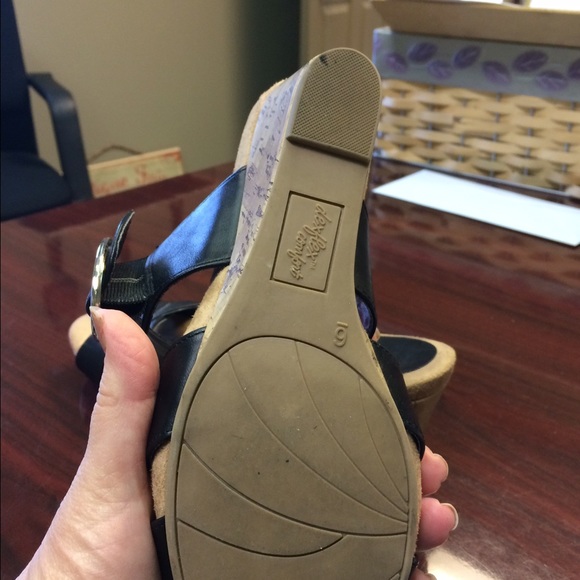 SOLD - Picture 3 of 3