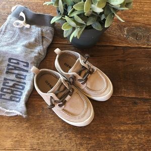 Toddler 7 Old Navy Boat Shoes