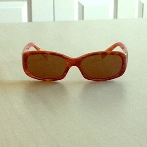 Maui Jim tortoise with pink polarized sunglasses