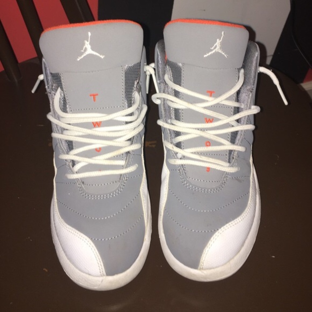 Jordan retro (Preschool)  Cool Grey 12