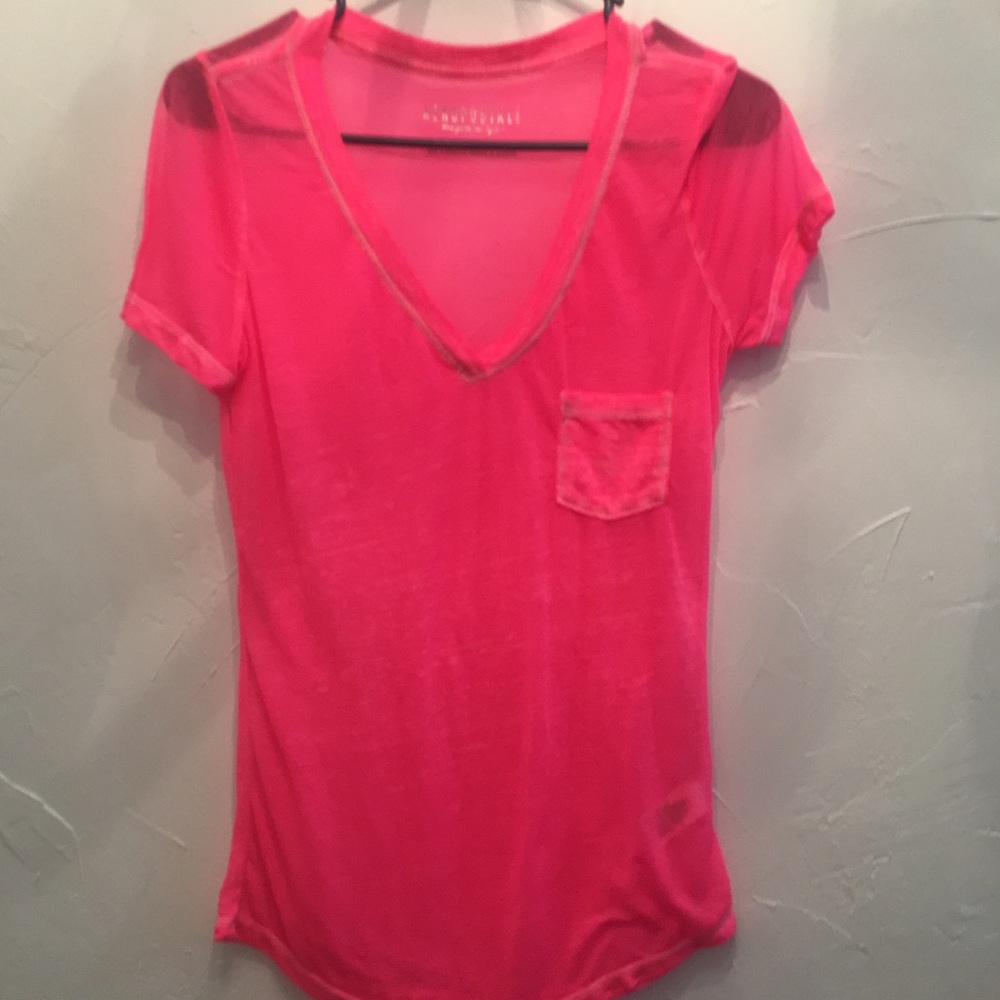 Tee shirt