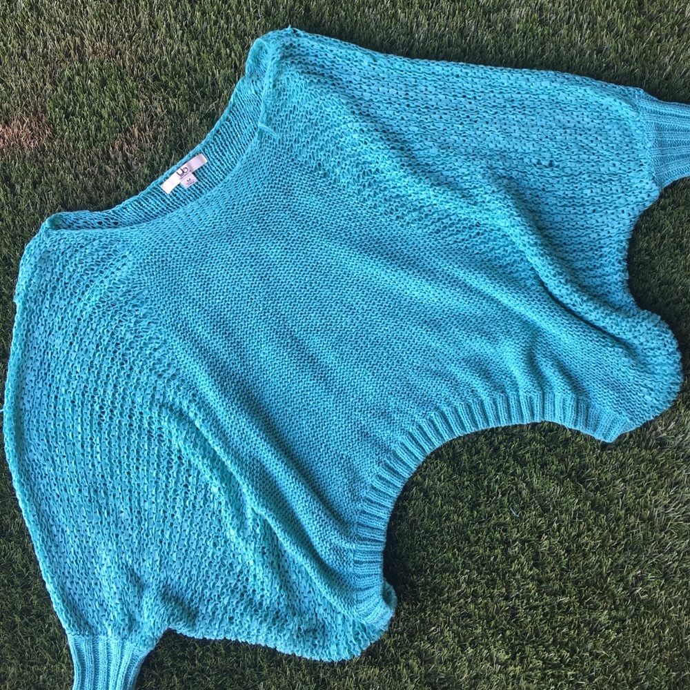 Turquoise sweater summer crop top