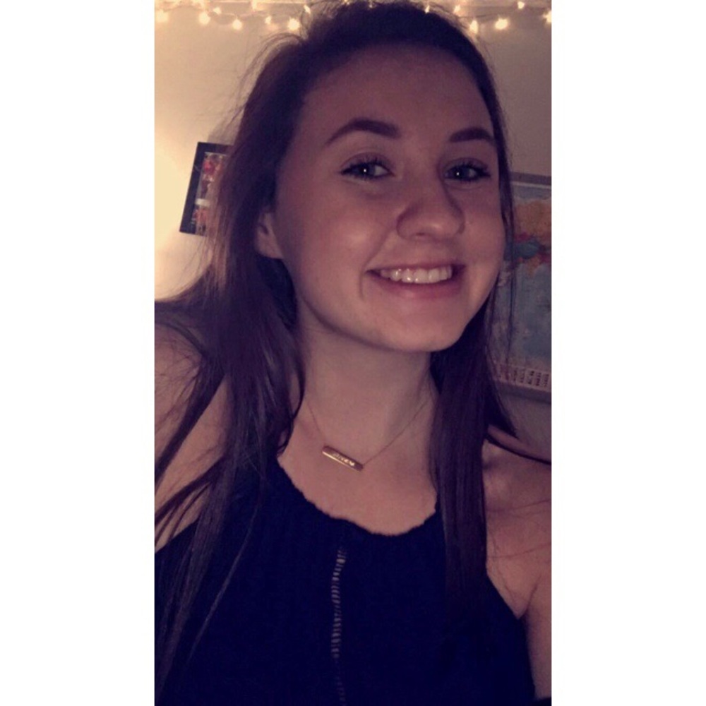 Meet your Posher, Nicole