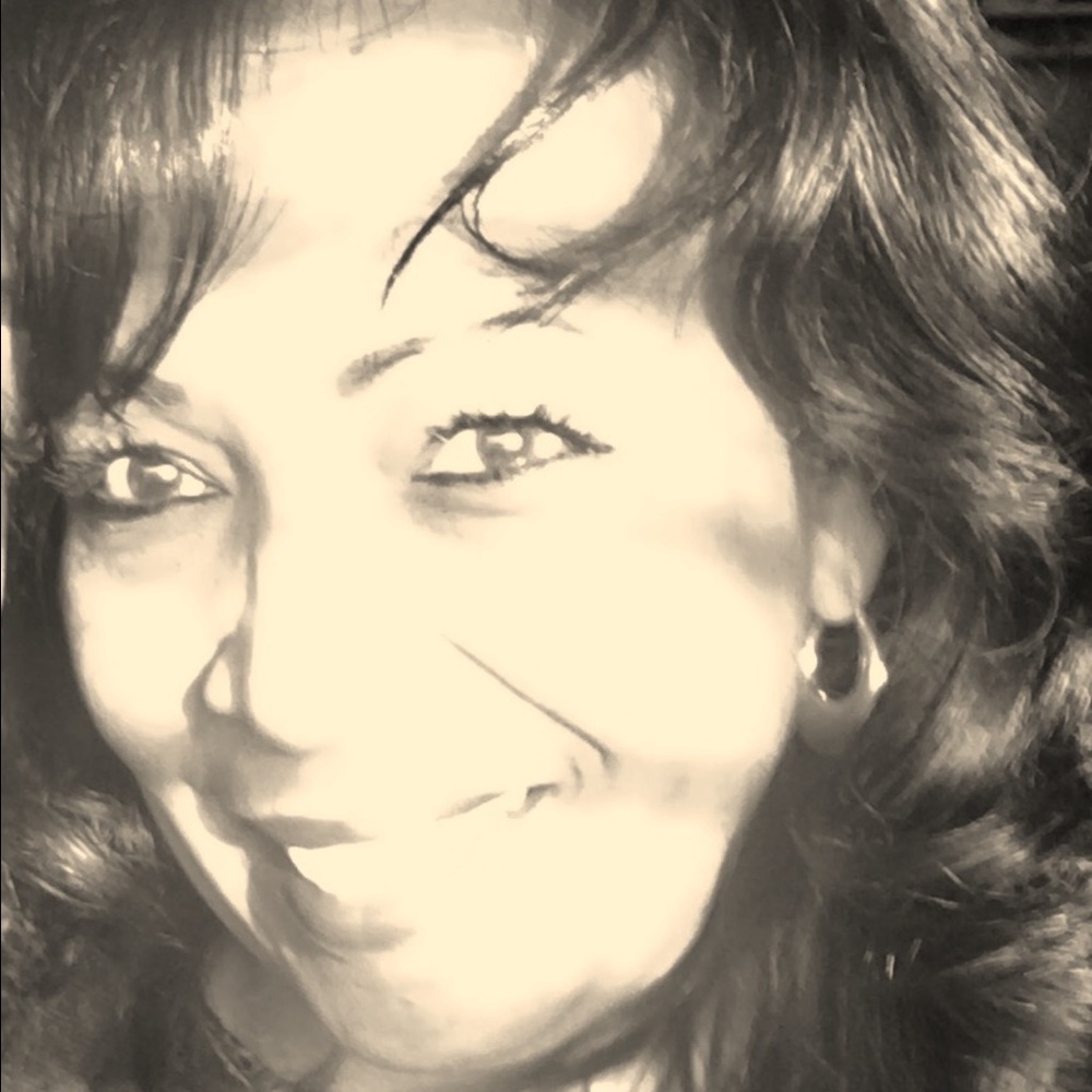 Meet your Posher, Daesha