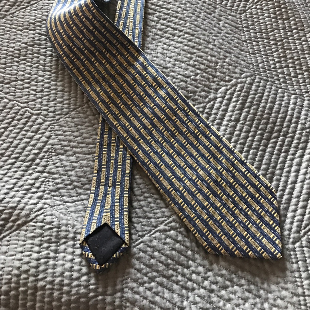Gorgeous Hermes tie