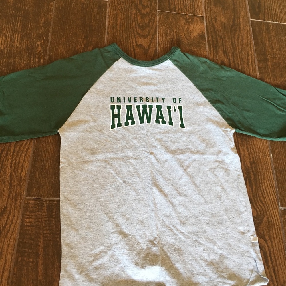 University of Hawaii baseball t shirt