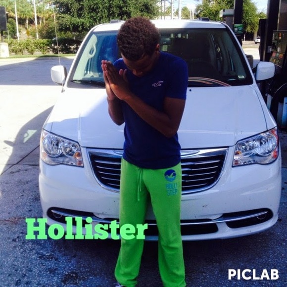 Meet your Posher, Ali - Picture 1 of 1