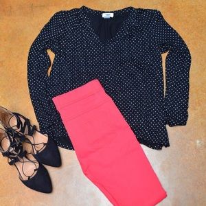 ⭐️CLEARANCE⭐️Polka dot top