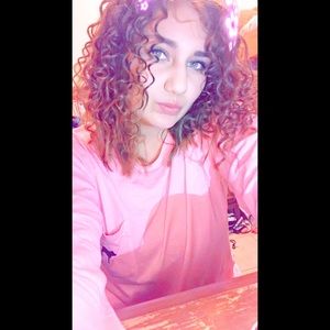 Meet your Posher, Abbey