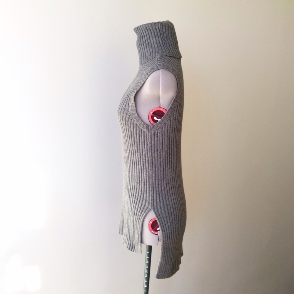 NWOT kensie Ribbed Turtleneck Sweater - Picture 3 of 4