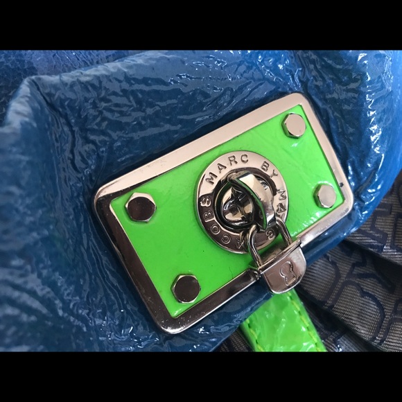 Marc by Marc Jacobs Neon Green/Blue Hobo Bag - Picture 2 of 4