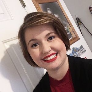 Meet your Posher, Alexis