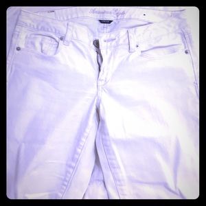 Size 10 XL white American Eagle jeans