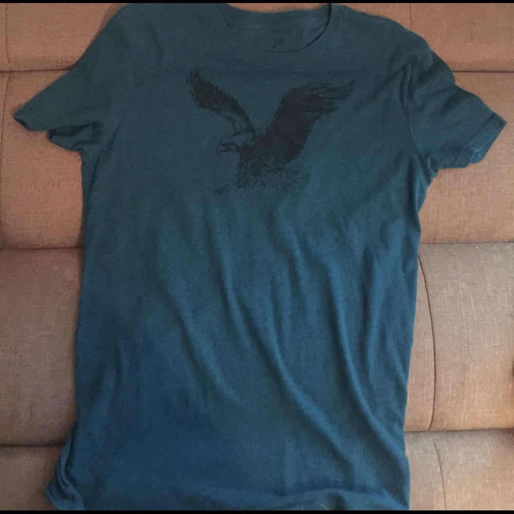 American eagle tshirt