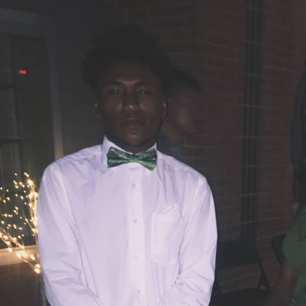 Meet your Posher, Dakyaa