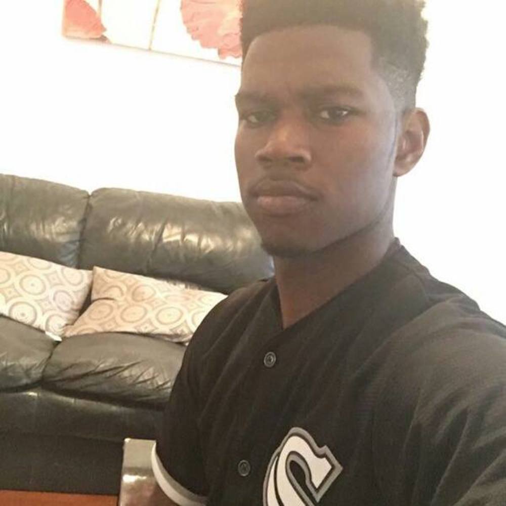 Meet your Posher, Alec