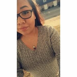 Meet your Posher, Caitlin