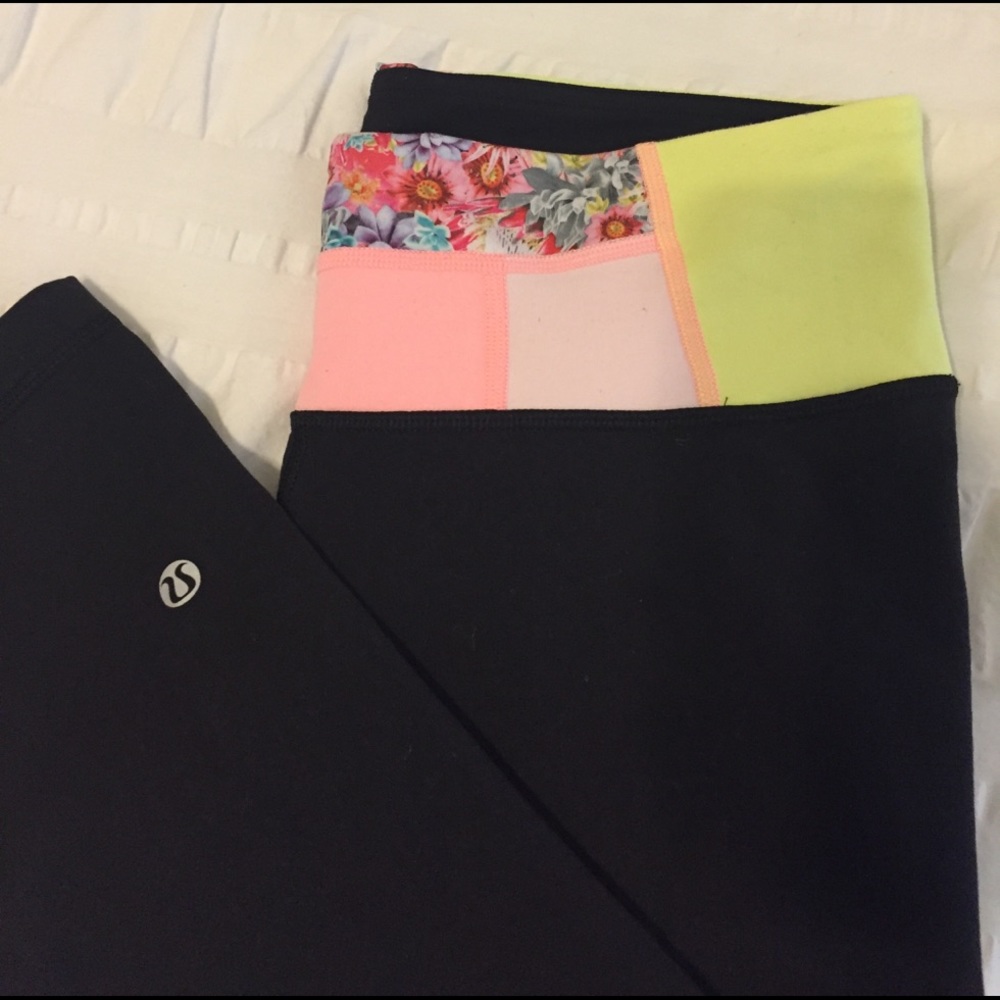 Lululemon reversible crops
