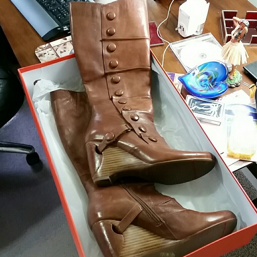 Miz Mooz Siri Leather boots in Whiskey color