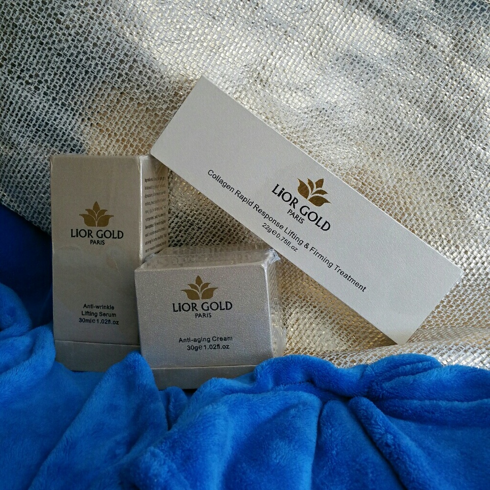 SOLD!!!!Lior Gold  Anti-aging, & Lifting Treatment