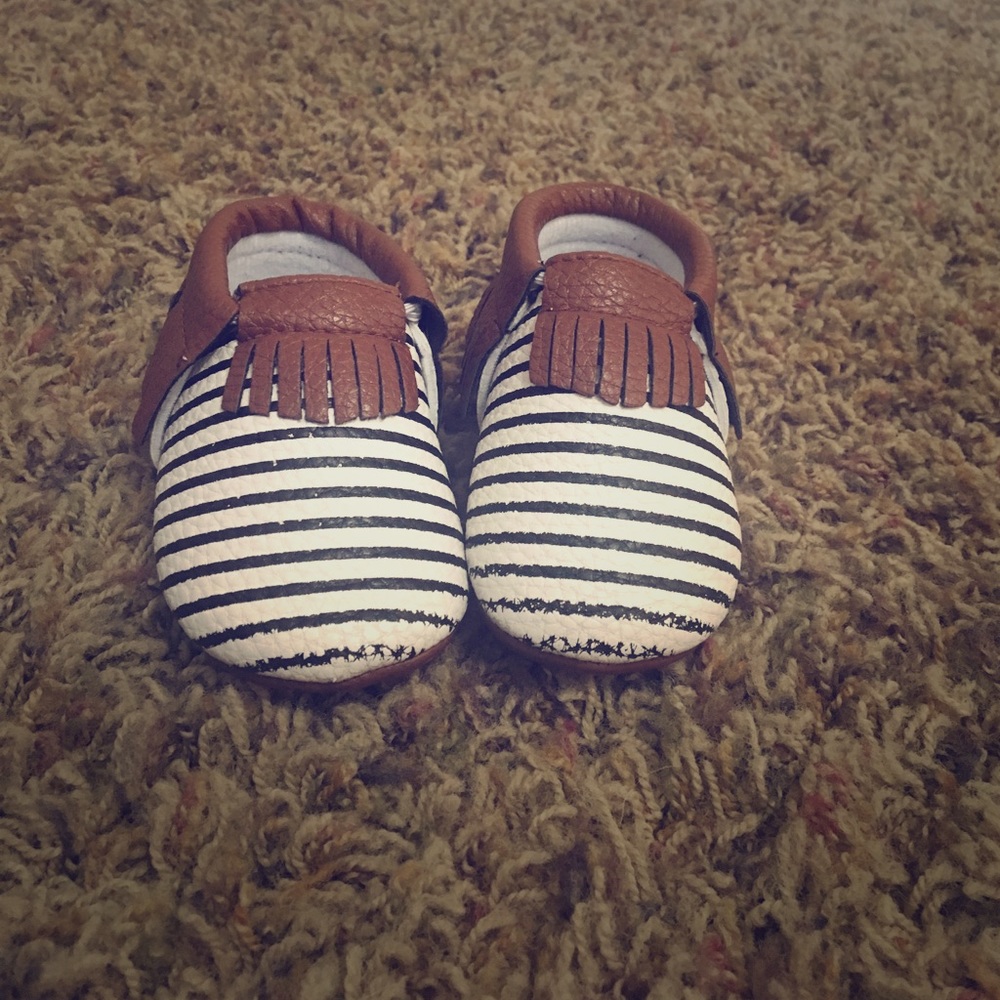 Sweet N Swag moccasins size 3