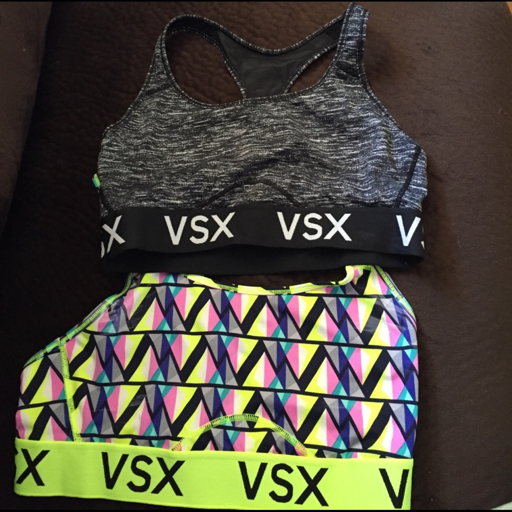 2 Victoria's Secret sports bras