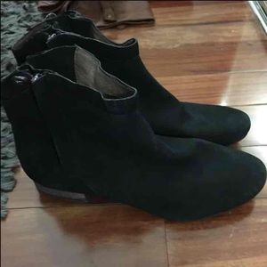 Sam Edelman black suede booties