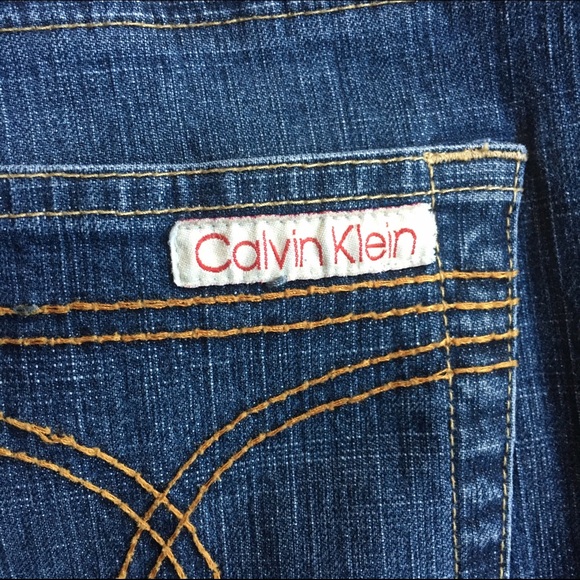 Calvin Klein Women's Size 5 Dark Denim Flare Jeans - Picture 4 of 7