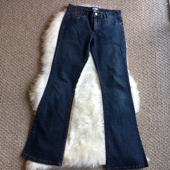 Calvin Klein Women's Size 5 Dark Denim Flare Jeans - Picture 3 of 7