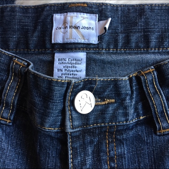 Calvin Klein Women's Size 5 Dark Denim Flare Jeans - Picture 6 of 7