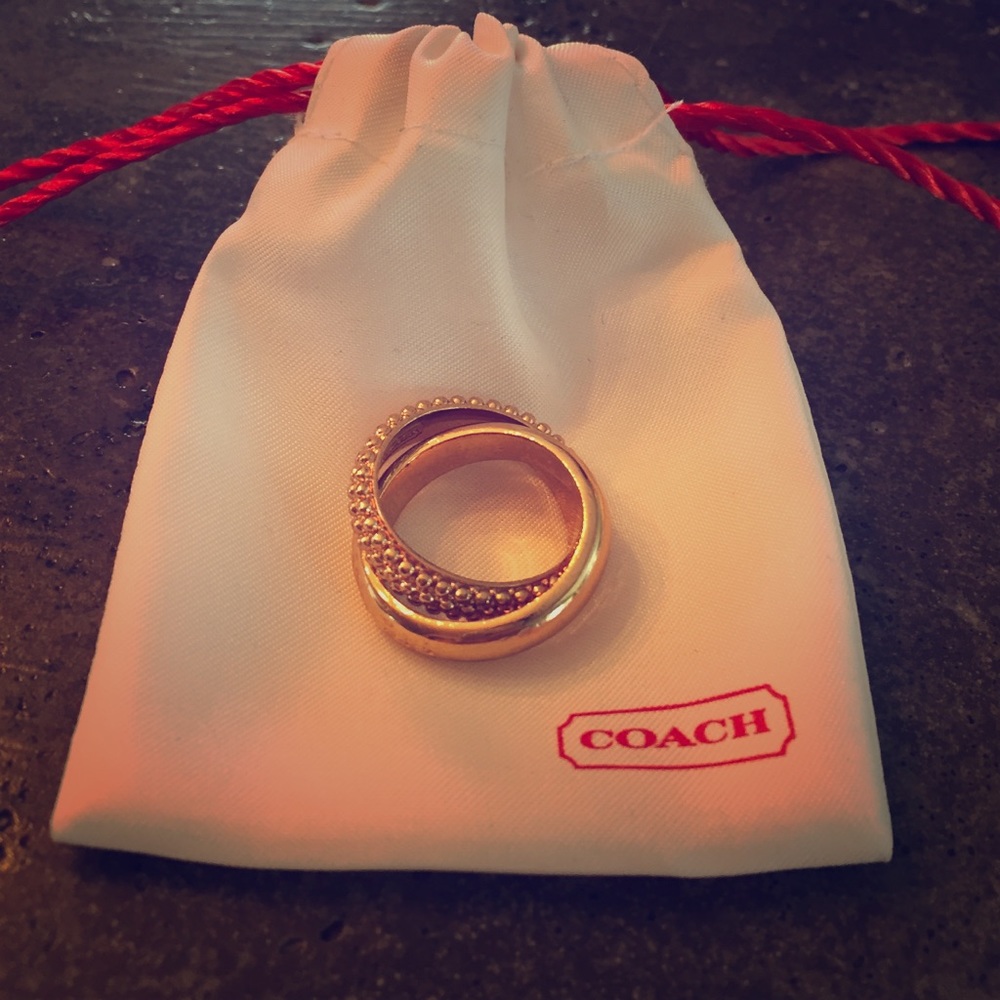 Coach Ring