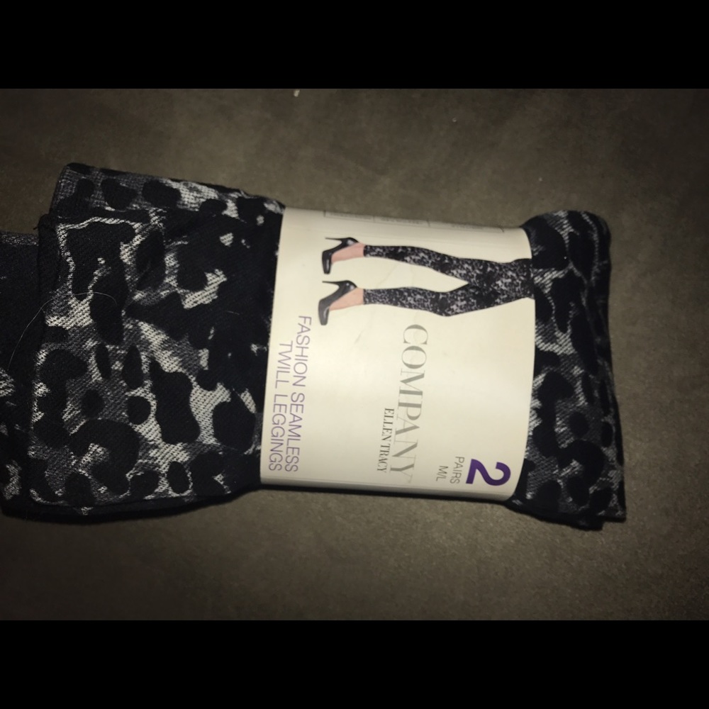 Ellen Tracy Leggings
