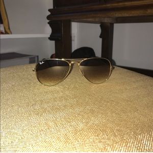 Ray ban aviators