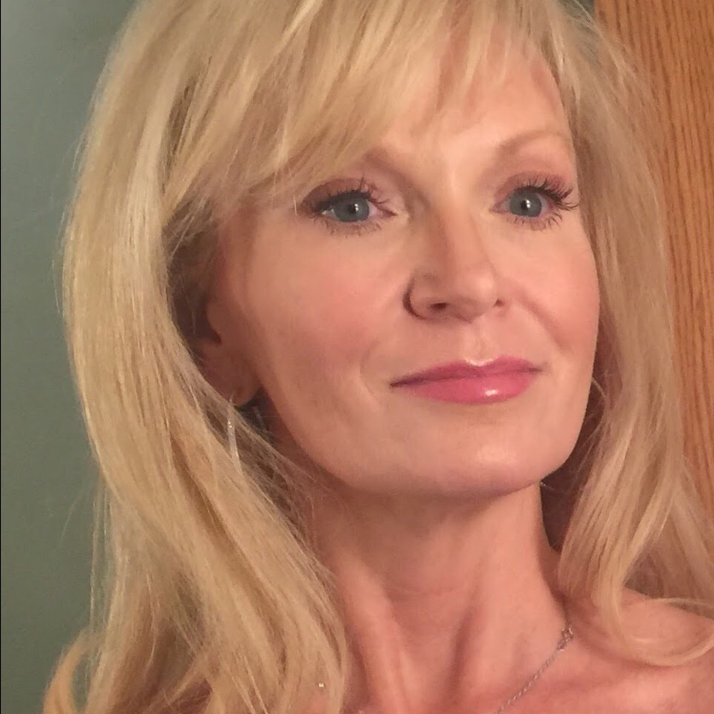 Meet your Posher, Lynn