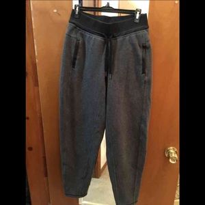 Lululemon Size 6 Charcoal Sweatpants