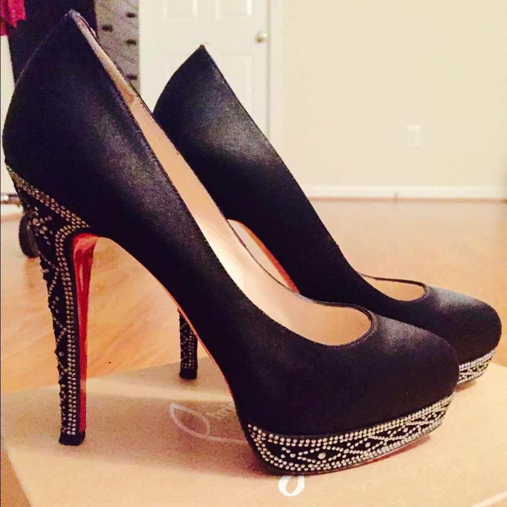 Christian Louboutin Eugenie satin pumps!