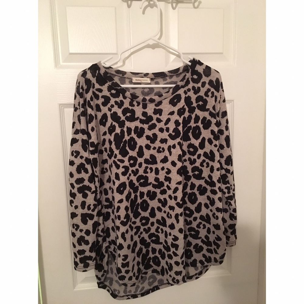Leapard print sweater