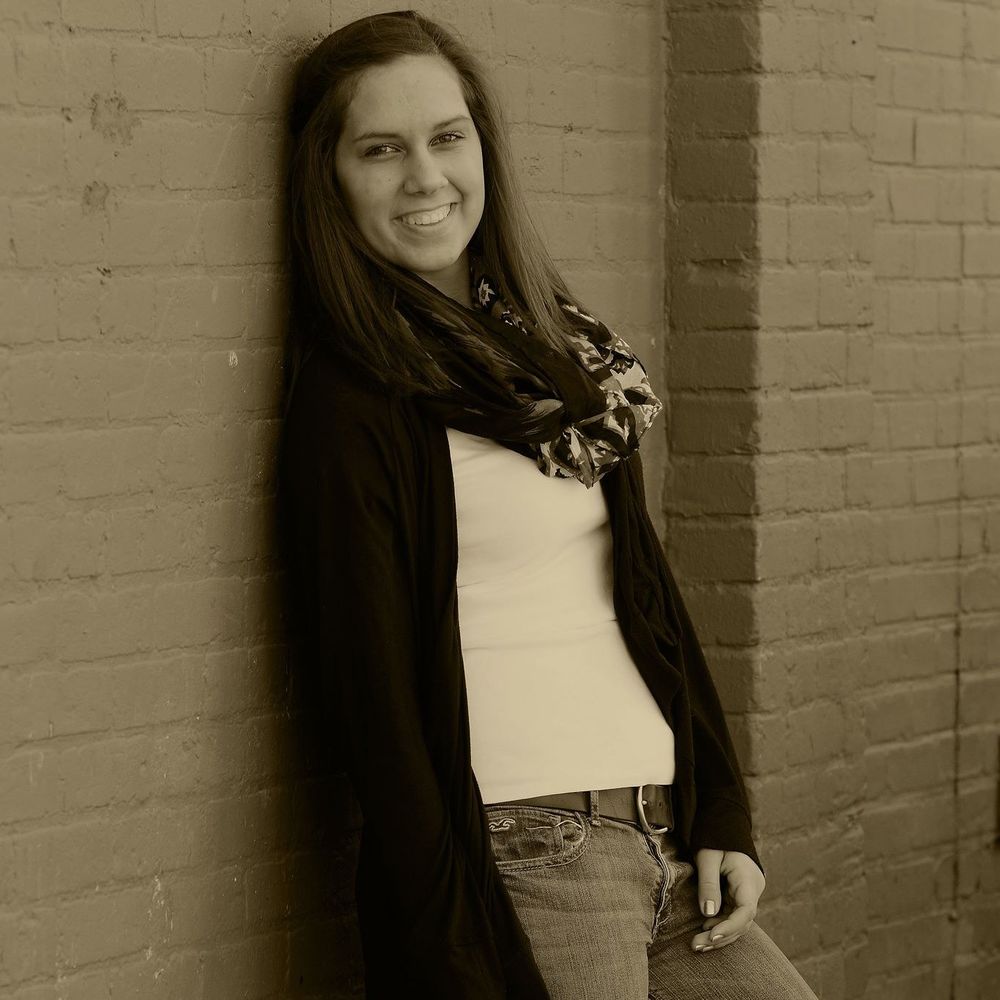 Meet your Posher, Lauren