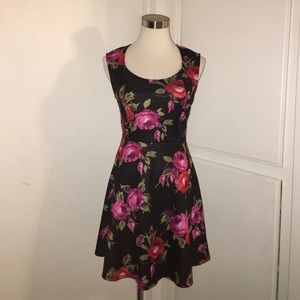 Flowered dress ❤️❤️❤️