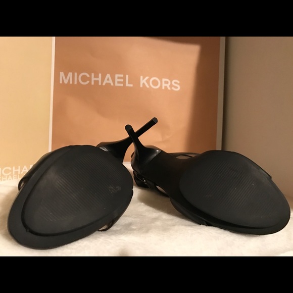 🌀Michael Kors Charm Platform Sandal - Picture 3 of 8