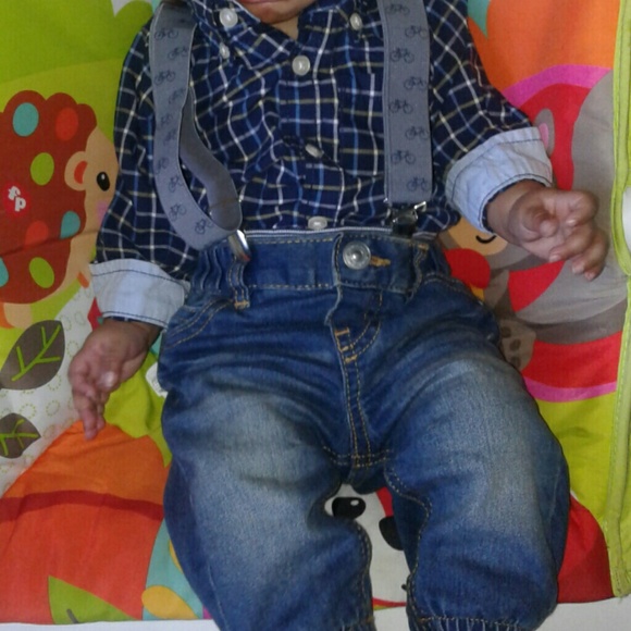 2 Button Downs - Picture 4 of 4