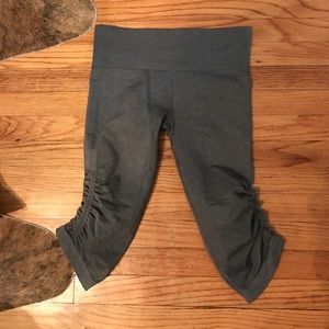 Lululemon crops In the Flow