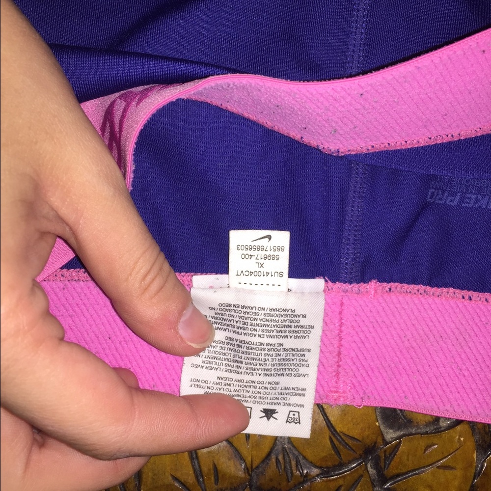 Nike pros - Picture 2 of 2