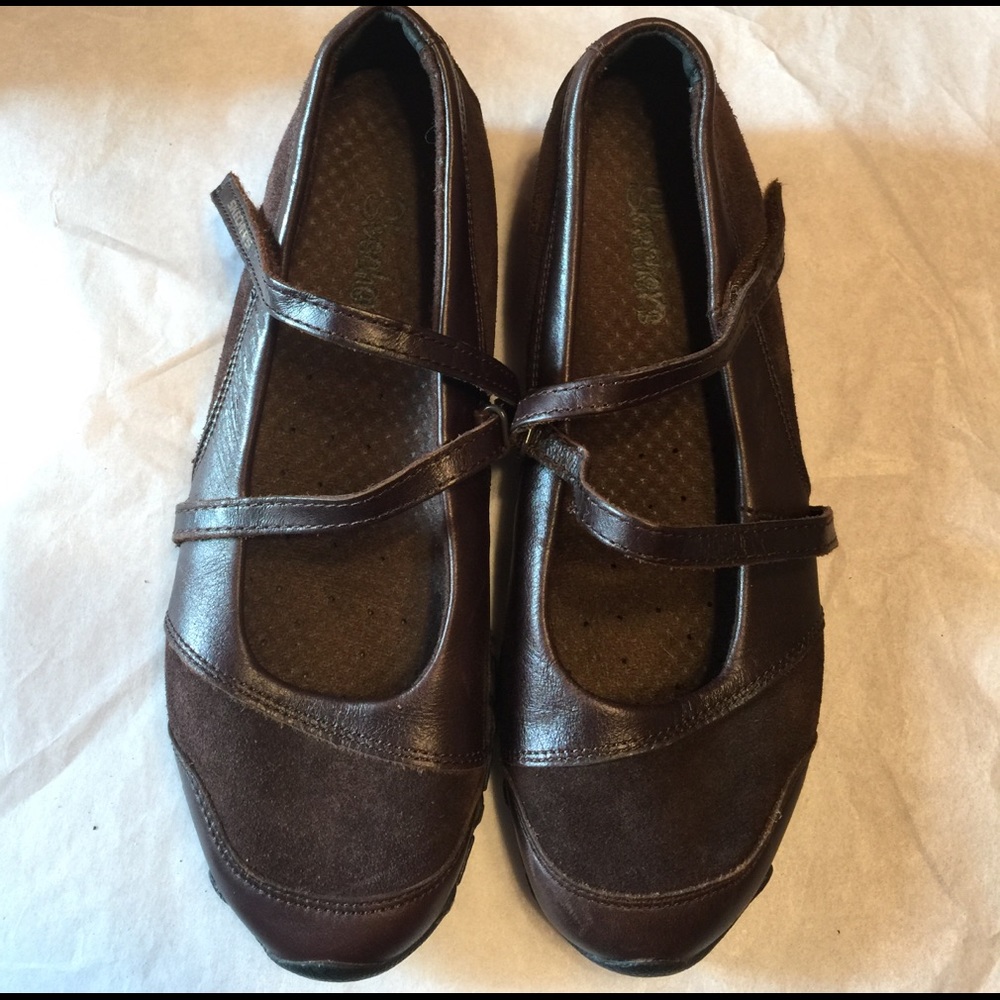 SKECHERS Leather & Suede Casual Comfortable Shoes.