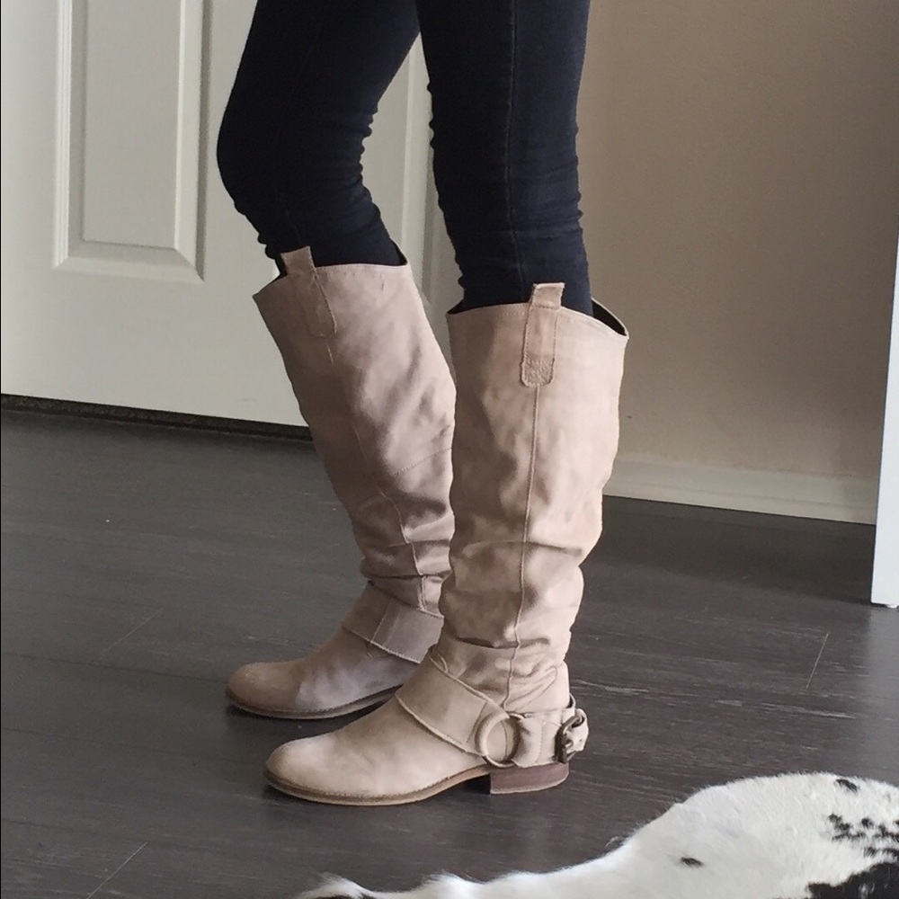 Steve Madden Bankker Boots size 8 Taupe