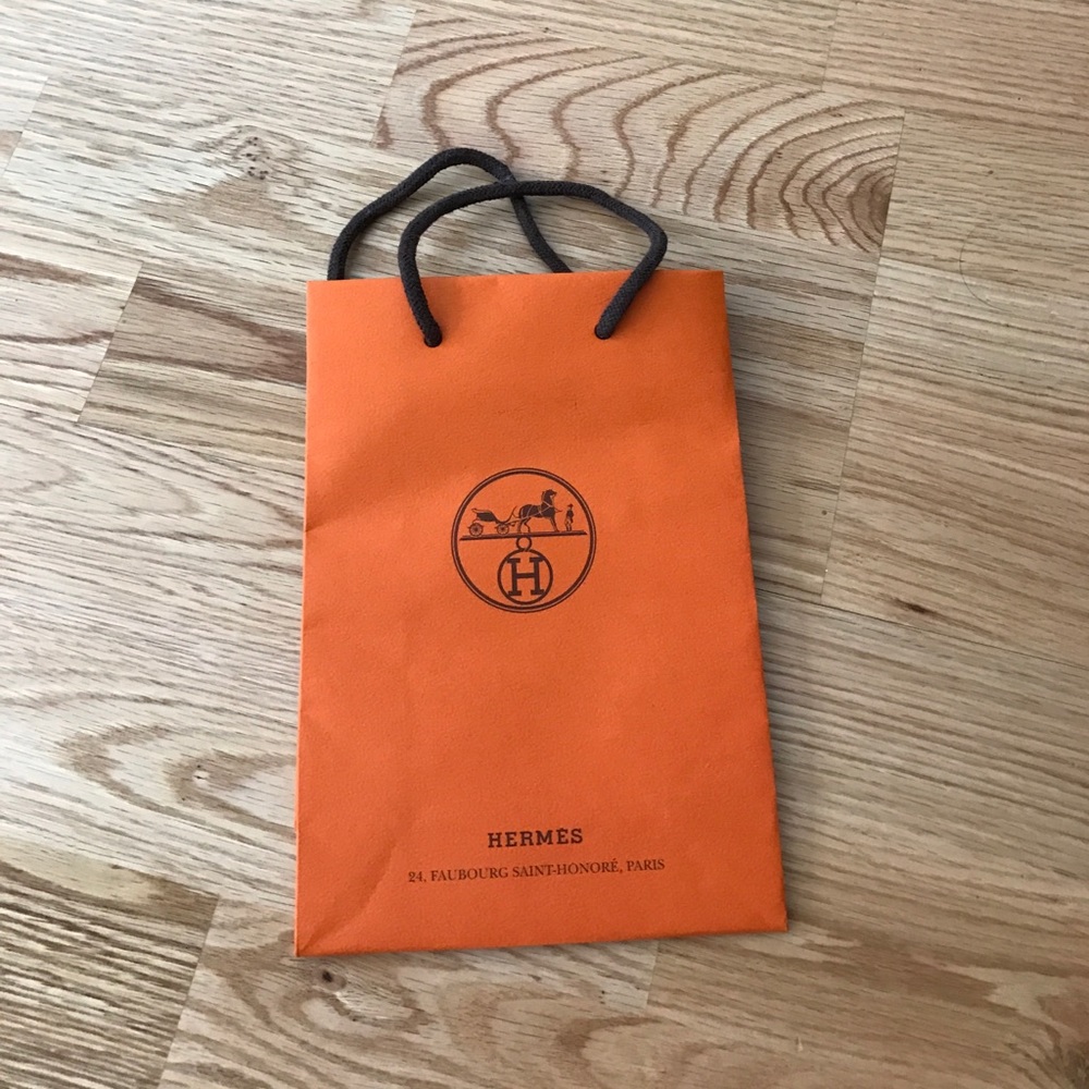Hermes paper shopping bag 6 x8.75"