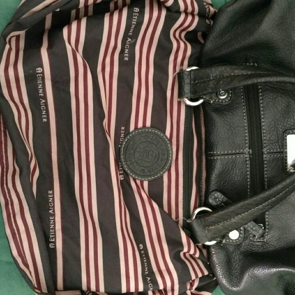Purse - Picture 2 of 2