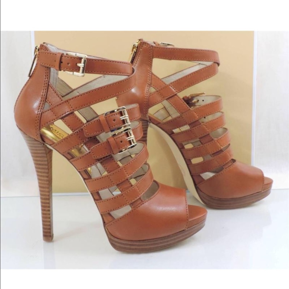 Sandra platform stiletto