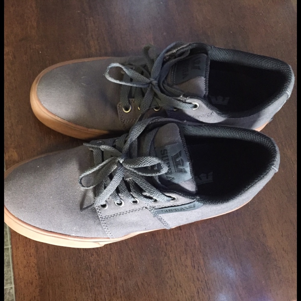 Women's Supra size 8 US